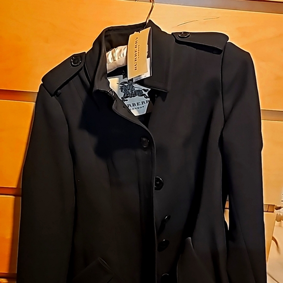 Burberry Jackets & Blazers - Burberry trench coat, excellent condition
